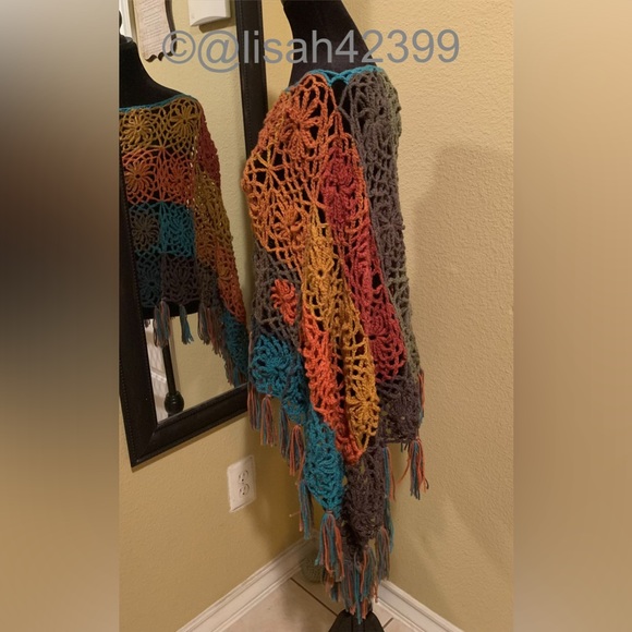 OSFM Handmade Crocheted Poncho - Picture 2 of 6